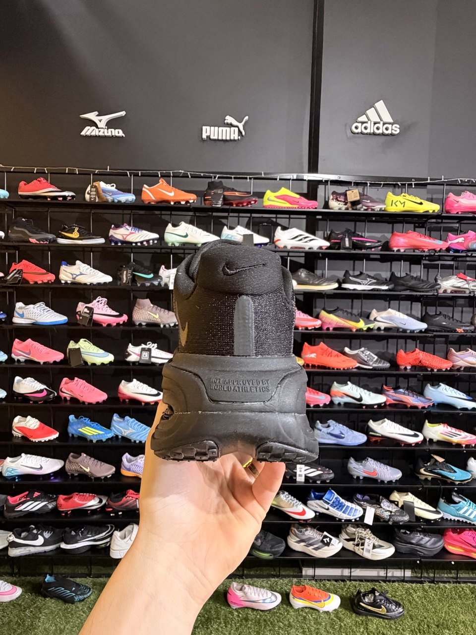 TENIS NIKE VOMERO PREMIUM (PRONTA ENTREGA)