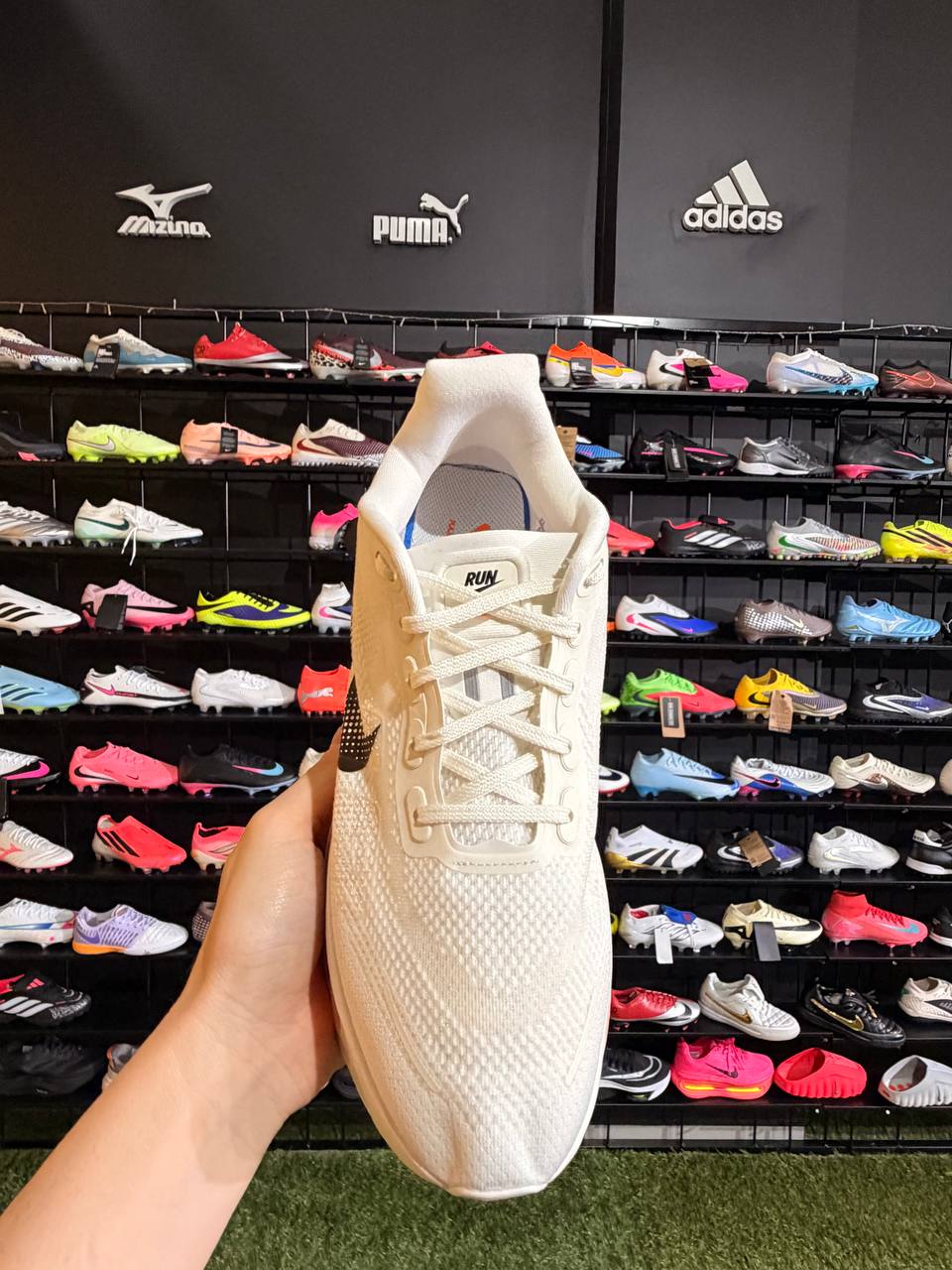 TENIS NIKE VOMERO PREMIUM PRONTA ENTREGA