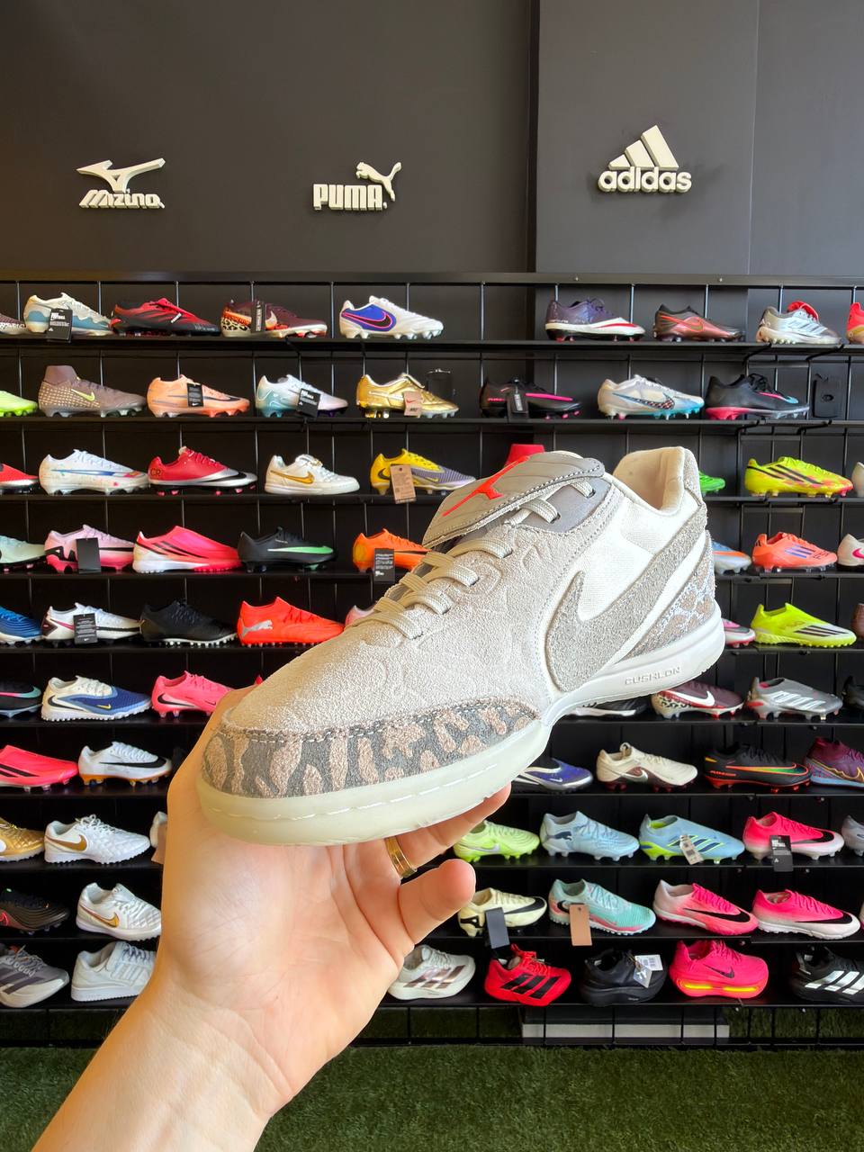 NIKE STREETGATO ELITE (IC) PRONTA ENTREGA