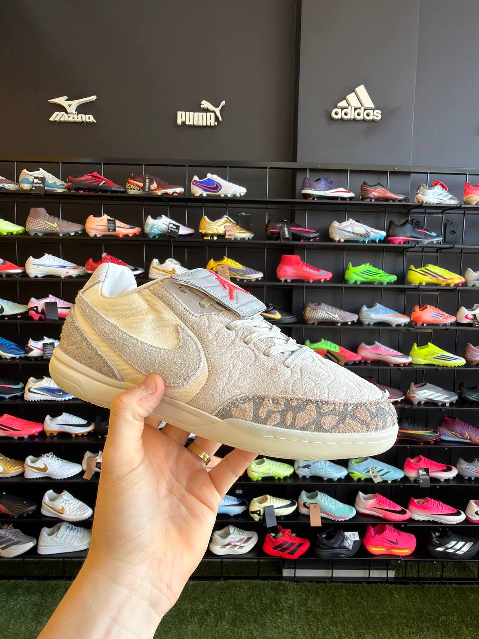 NIKE STREETGATO ELITE (IC) PRONTA ENTREGA