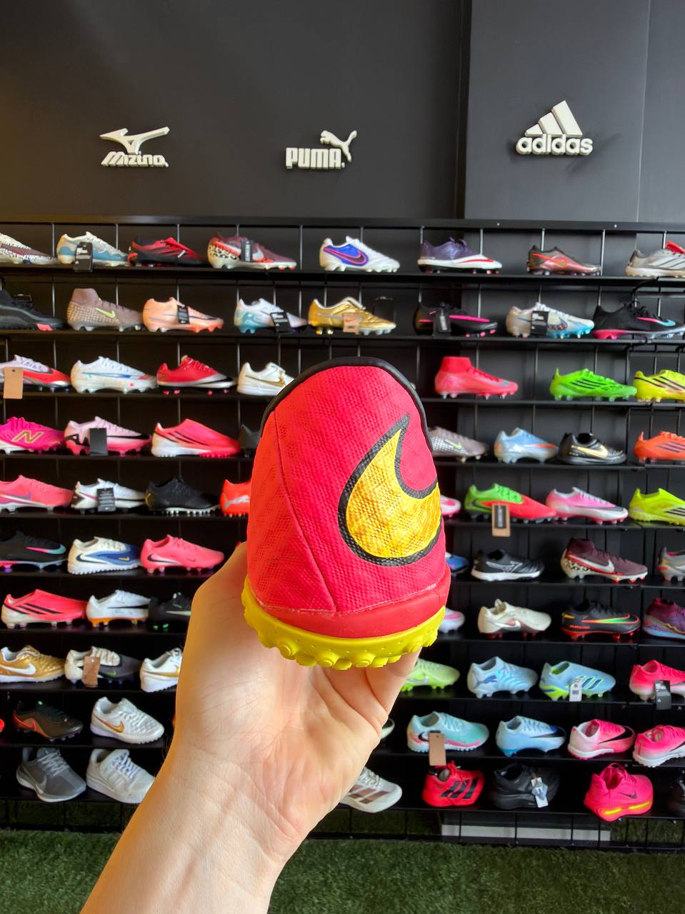 NIKE HYPERVENOM ELITE (TF) PRONTA ENTREGA