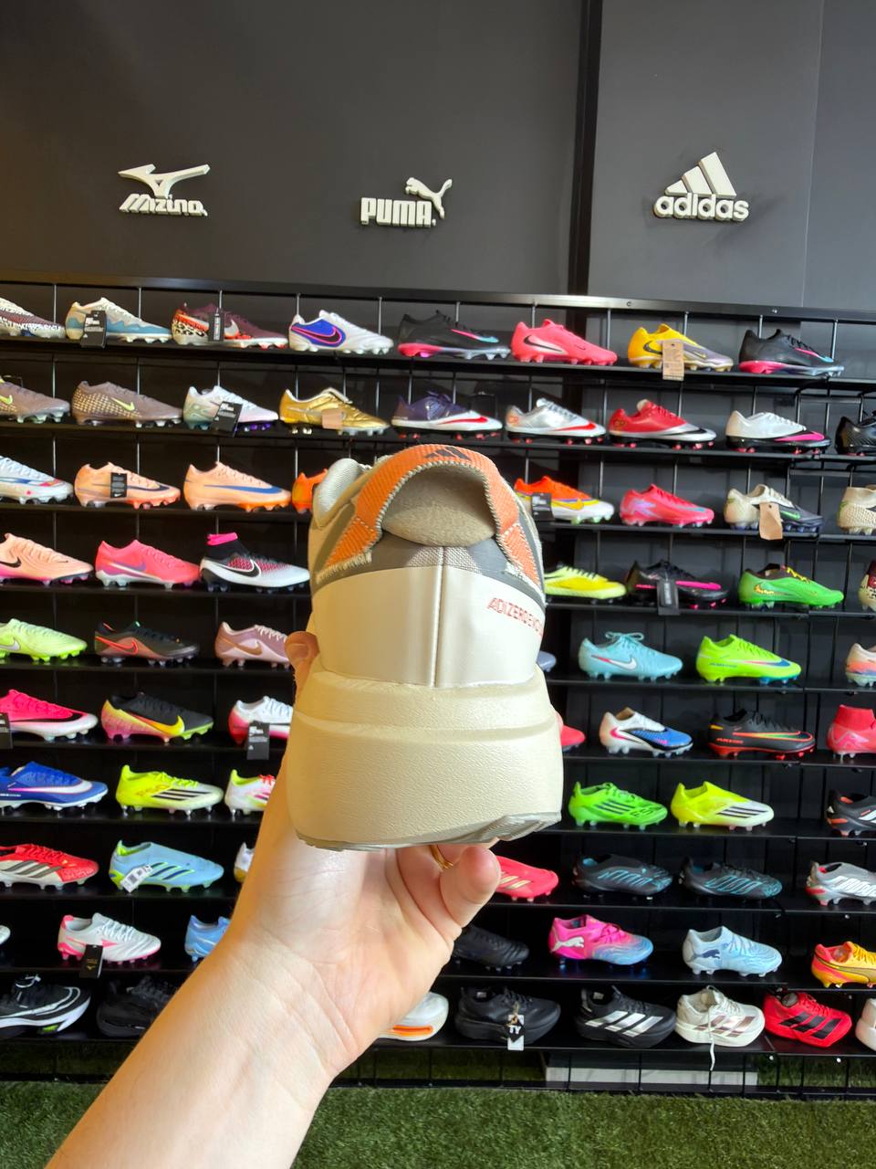 ADIDAS ADIZERO EVO SL
