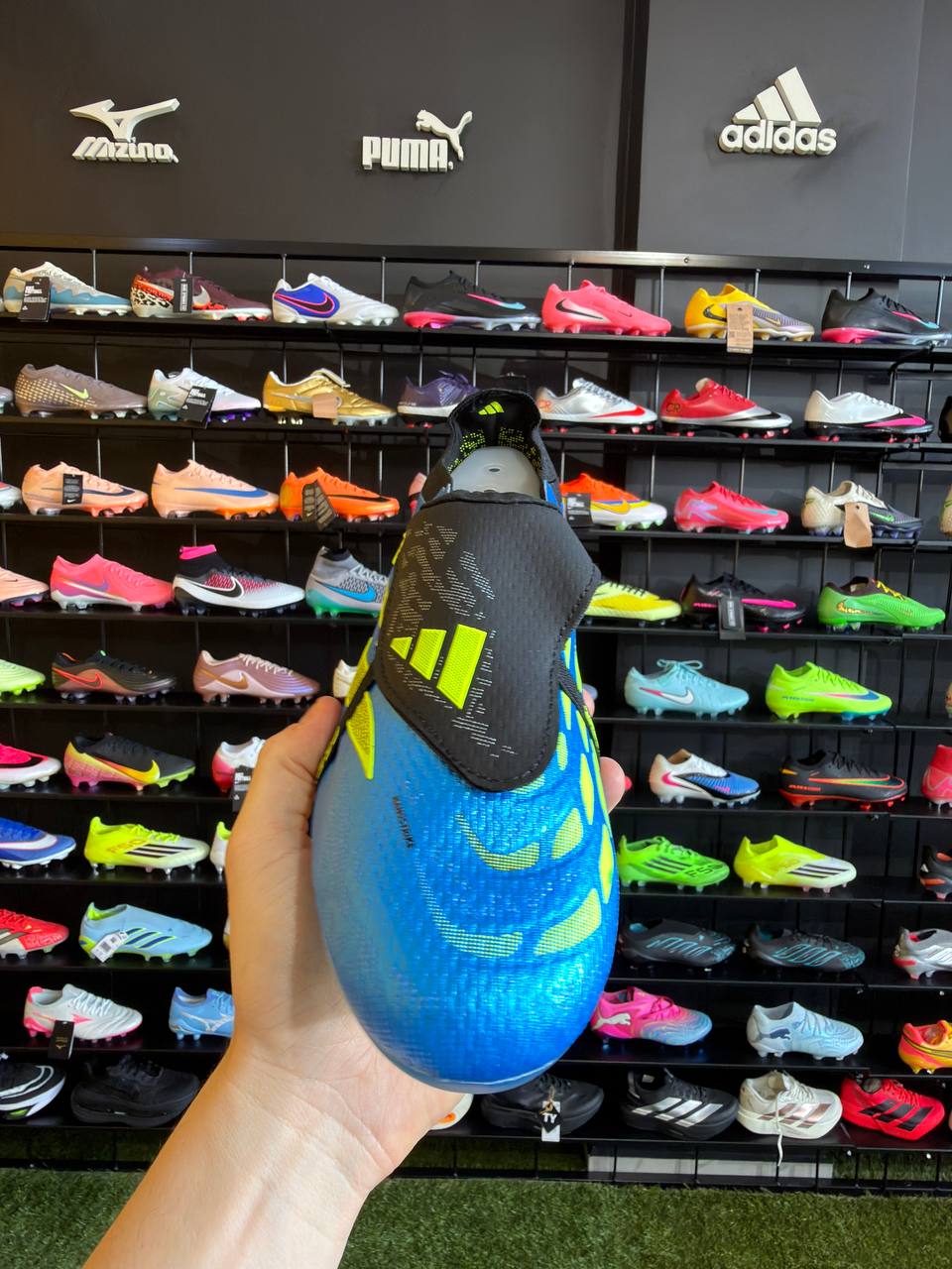 ADIDAS PREDATOR ELITE (FG) PRONTA ENTREGA