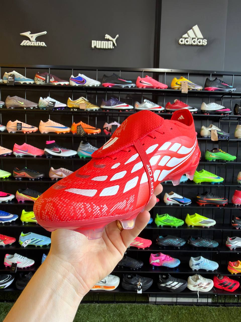 ADIDAS PREDATOR ELITE (FG) PRONTA ENTREGA