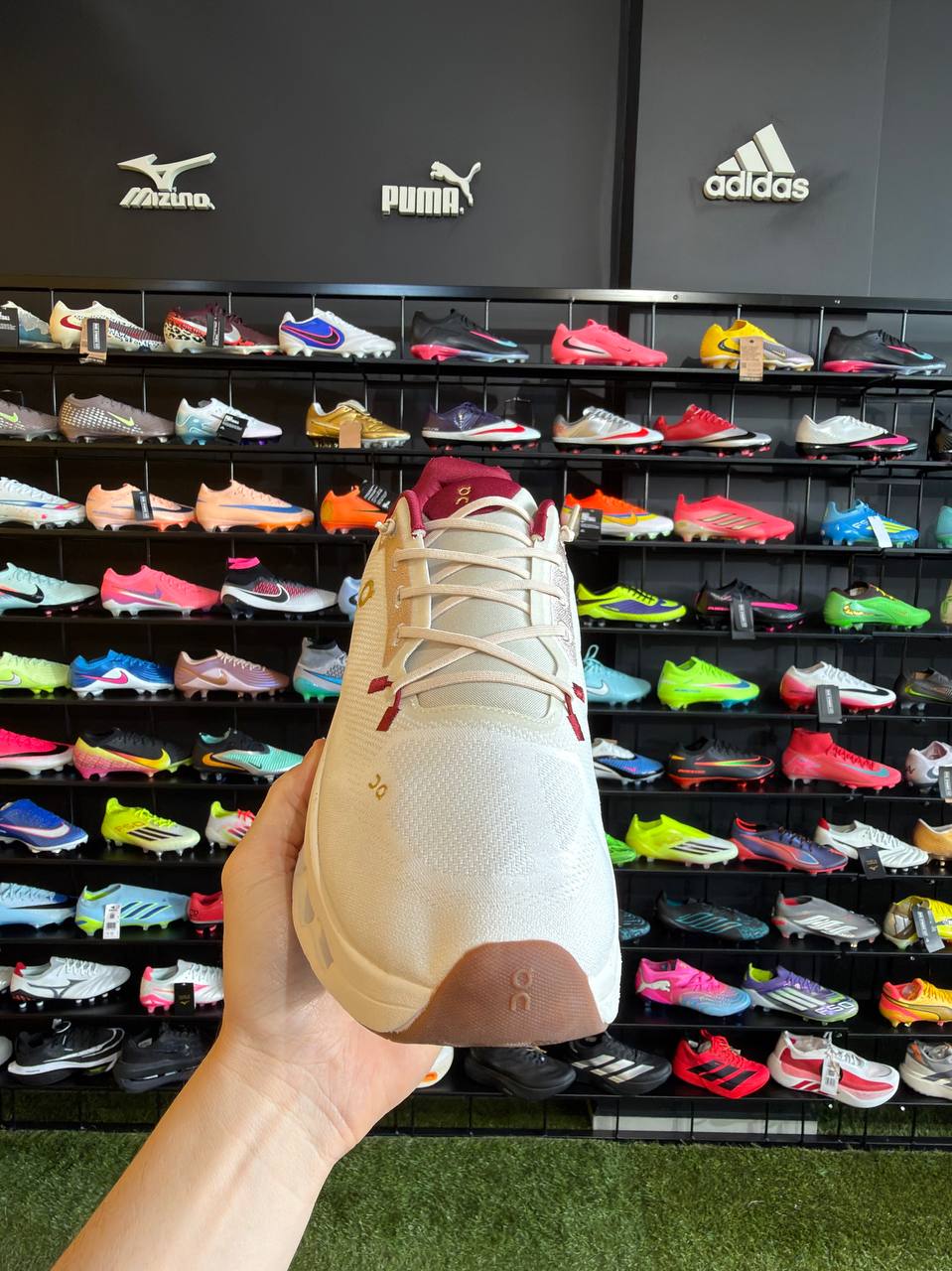 TENIS ON RUNNING CLOUDTILT PRONTA ENTREGA