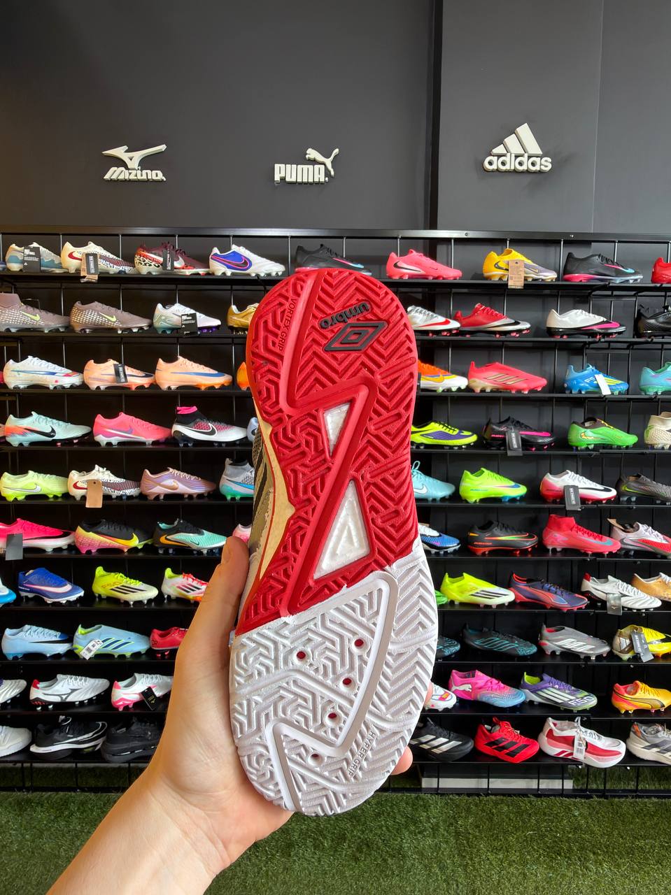 UMBRO PRO 5 STABLE SHARK PRONTA ENTREGA