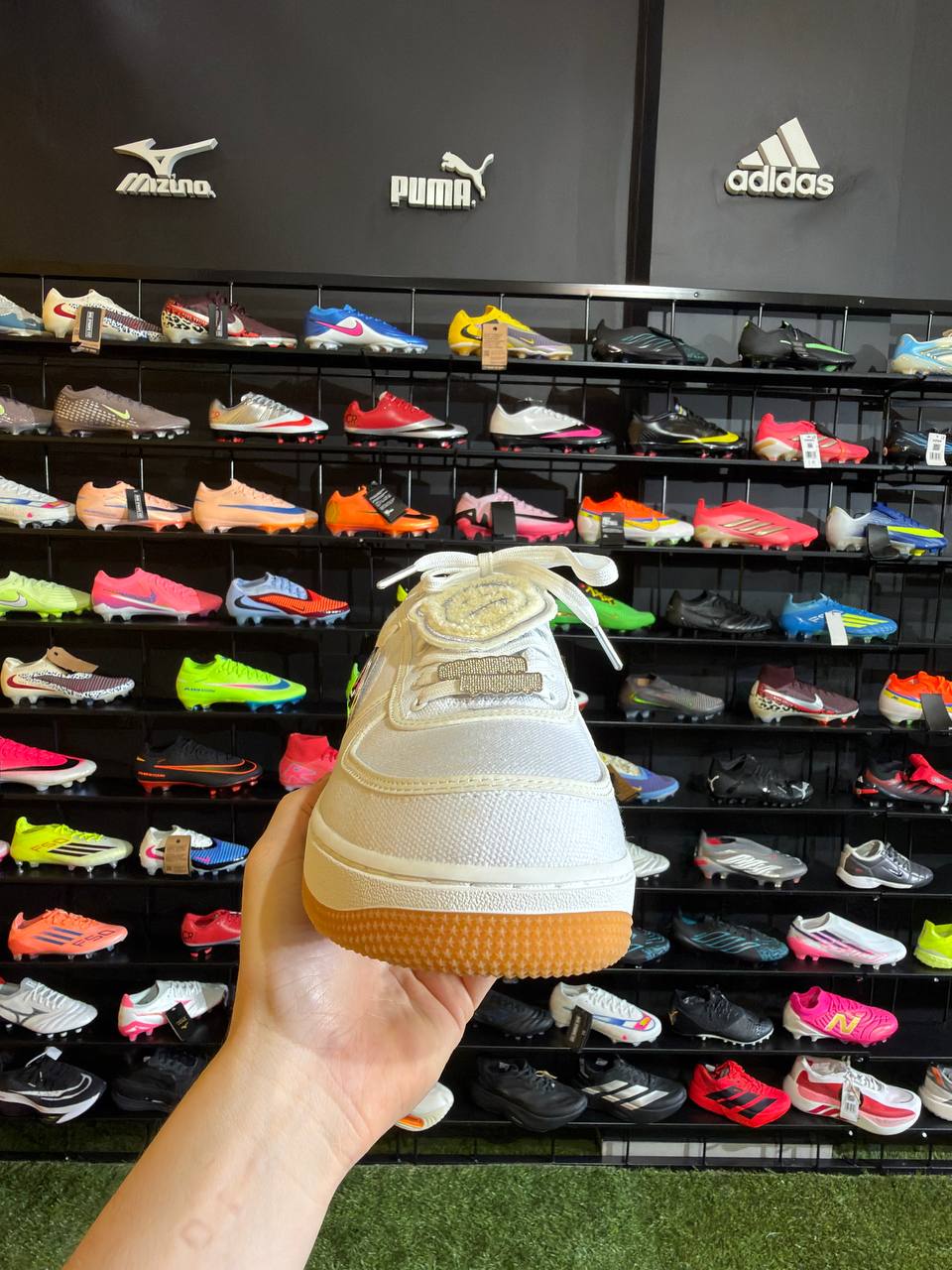 TENIS NIKE AIR FORCE TRAVIS SCOTT PRONTA ENTREGA