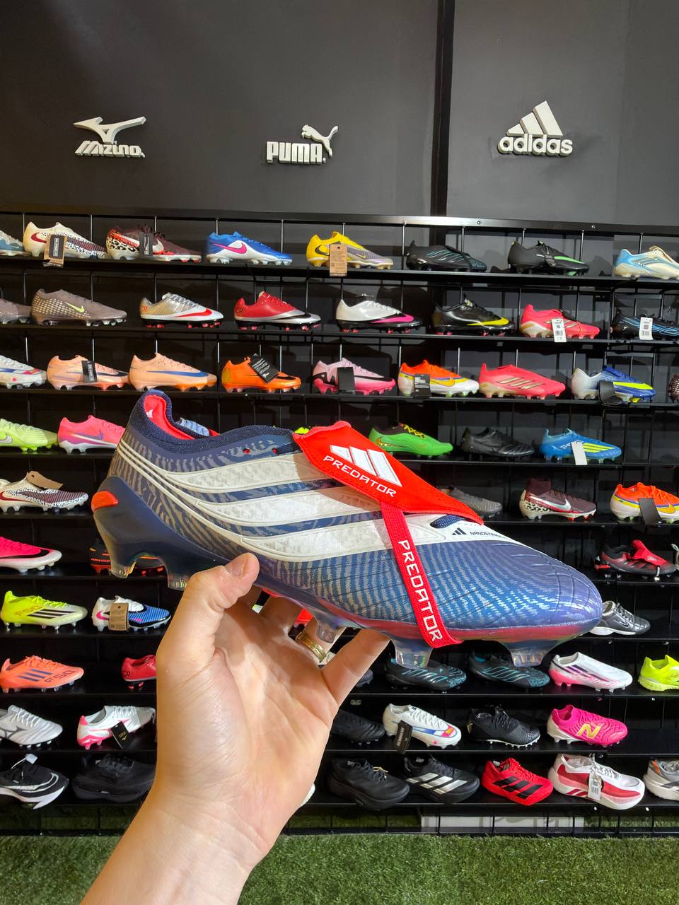 ADIDAS PREDATOR ELITE (FG) PRONTA ENTREGA