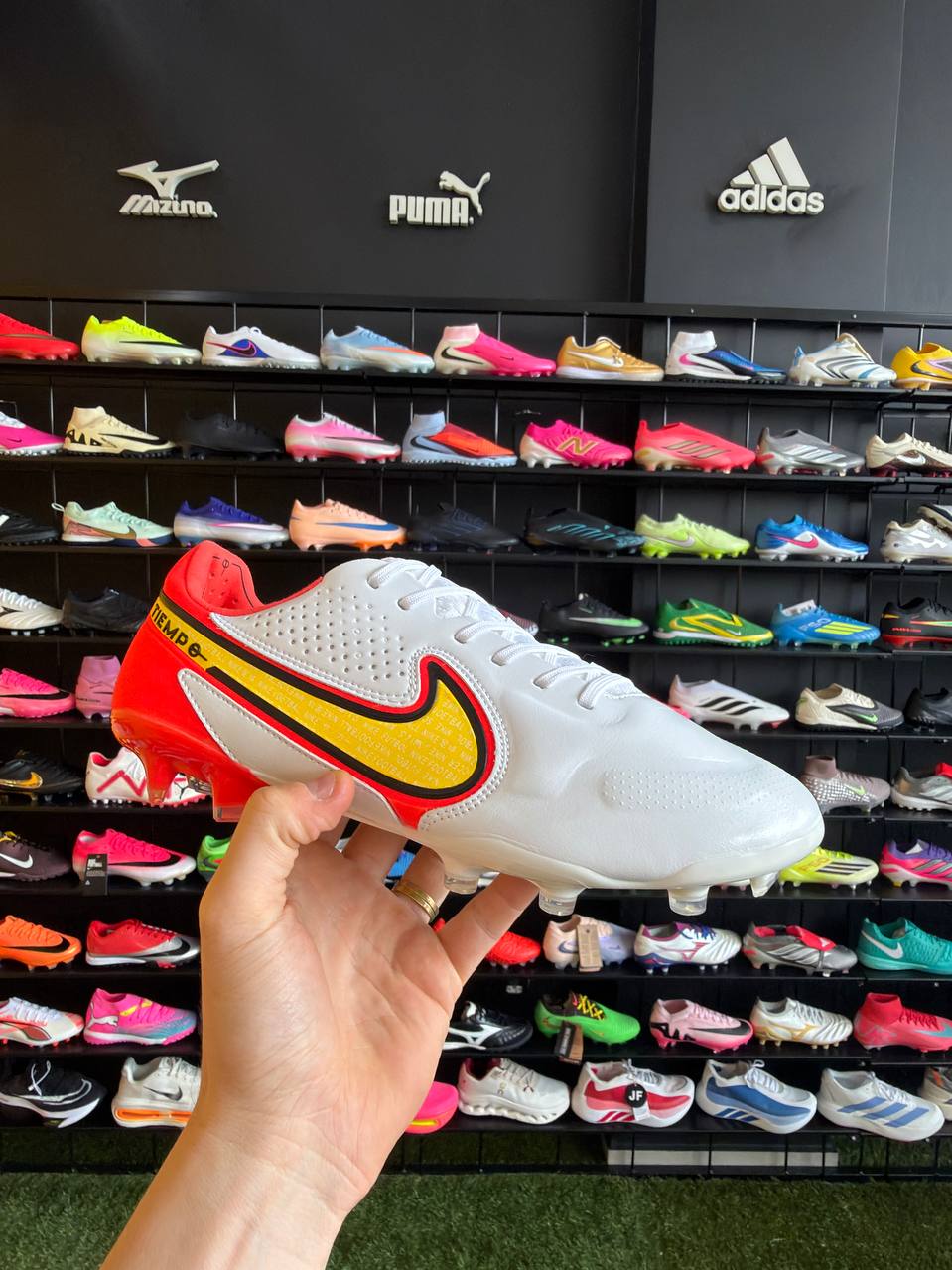 NIKE TIEMPO LEGEND 9 ELITE (FG) PRONTA ENTREGA