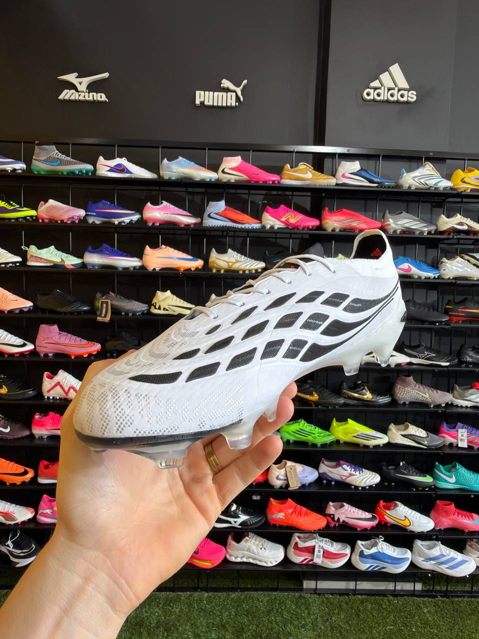 ADIDAS PREDATOR ELITE 26 (FG) PRONTA ENTREGA
