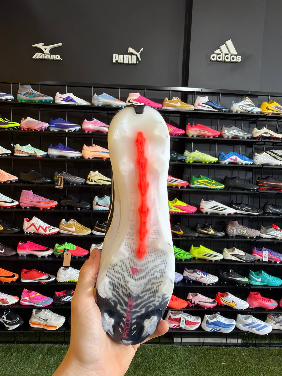 ADIDAS PREDATOR ELITE 26 (FG) PRONTA ENTREGA
