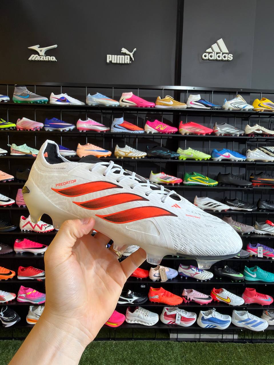 ADIDAS PREDATOR ELITE 26 (FG) PRONTA ENTREGA