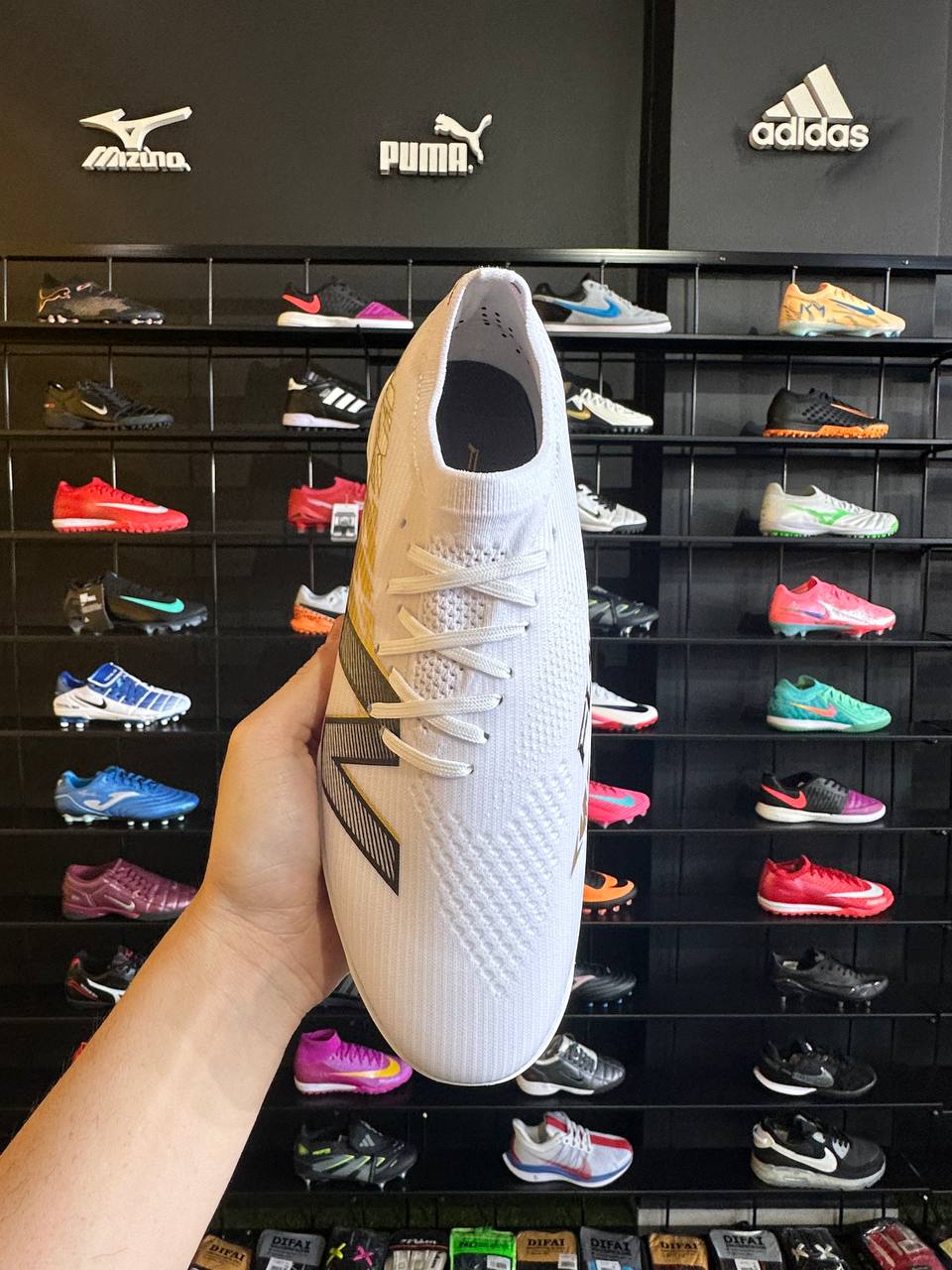 NEW BALANCE FURON TF + BRINDES (PRONTA ENTREGA)