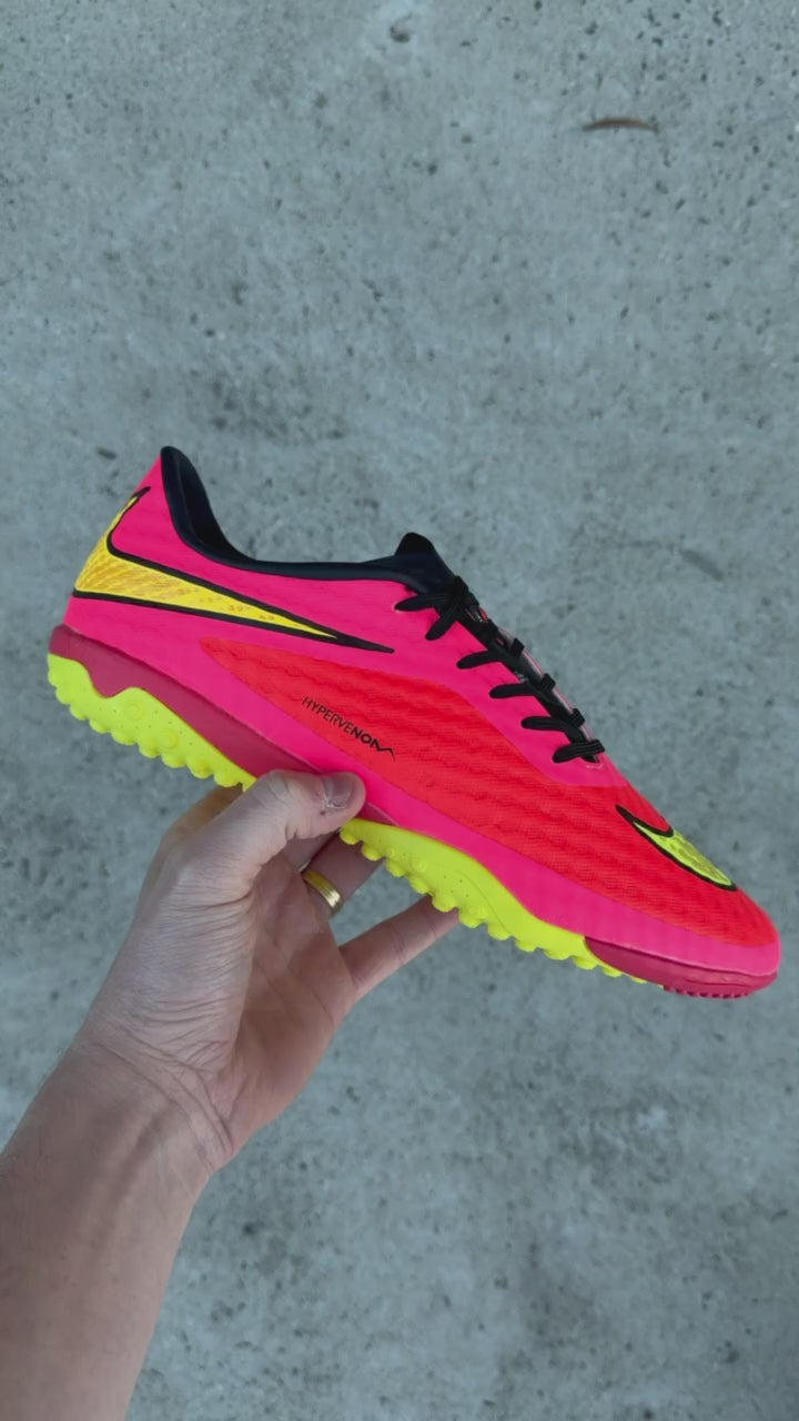 NIKE HYPERVENOM TF + BRINDE (PRONTA ENTREGA)