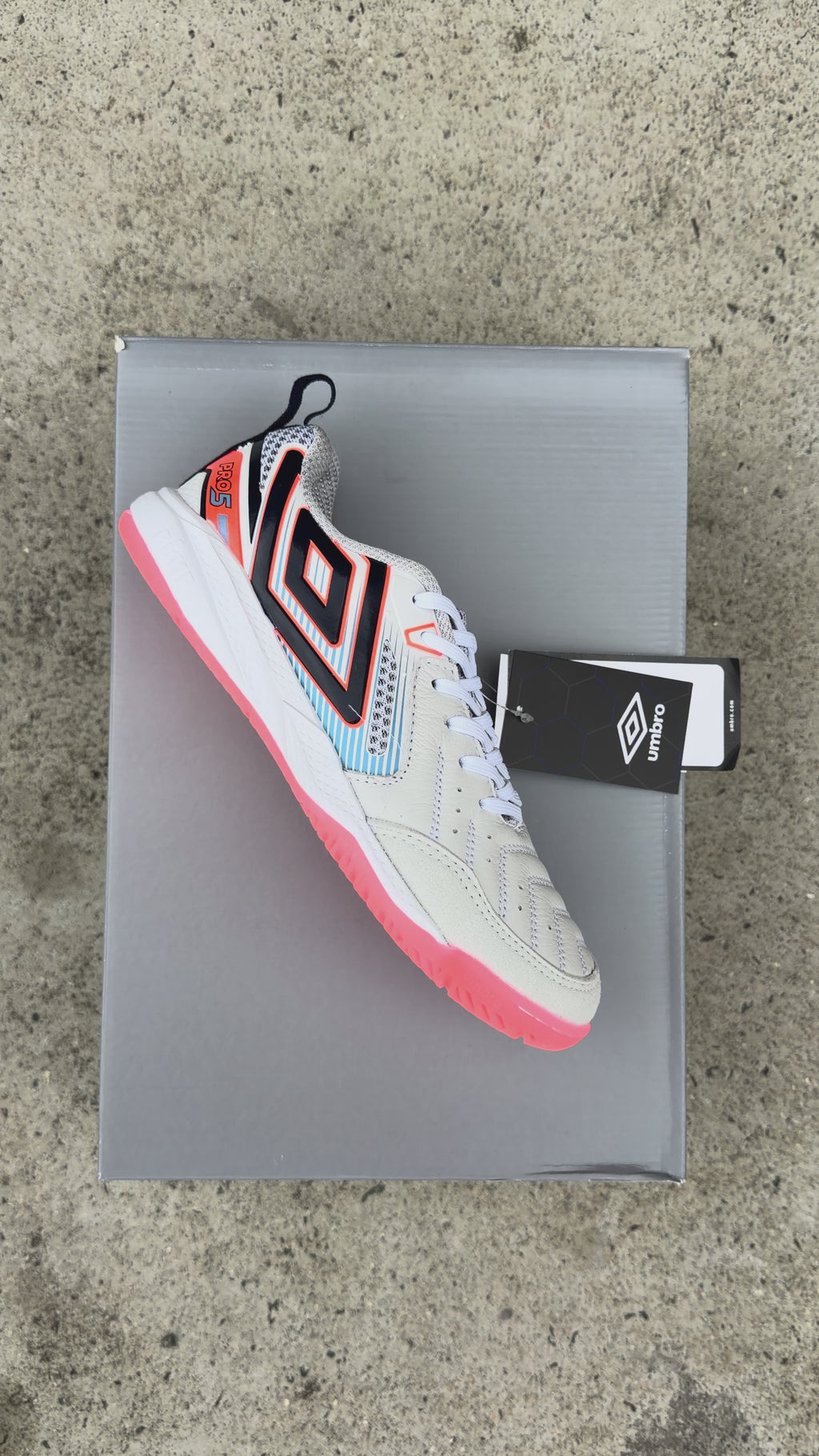 UMBRO PRO 5 BUMP (IC) PRONTA ENTREGA